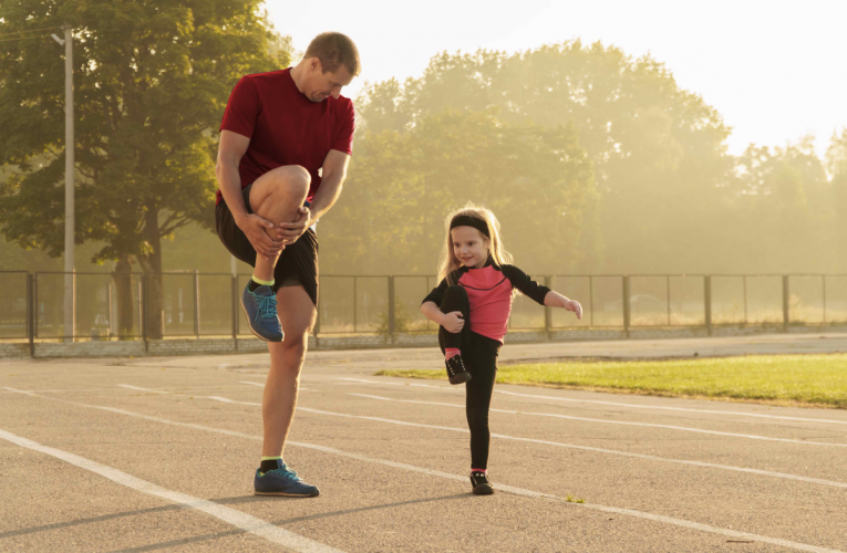 Tips untuk Kenalkan Olahraga Lari ke Anak-Anak
