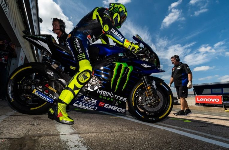 Valentino Rossi Sepakati Kontrak Dengan Petronas Yamaha