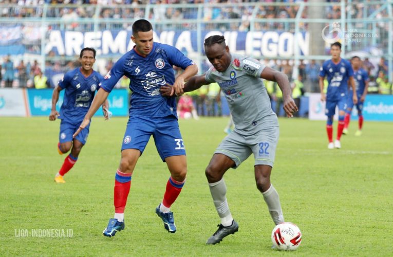 Arema FC Masih Tunggu Keputusan Direksi Soal Pelatih Baru