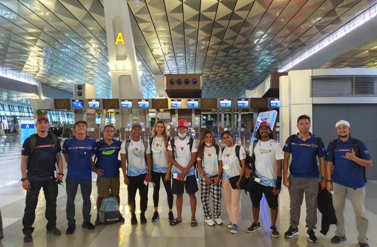 Patriot Olahraga Selancar Ombak Indonesia Berangkat ke El Salvador untuk Kualifikasi Olimpiade