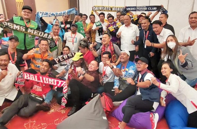 Tingkatkan Kualitas Suporter, KONI Bersama PSSI Gelar Sarasehan Suporter Indonesia