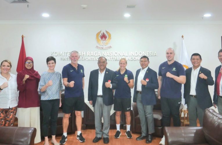 Ketum KONI Pusat Apresiasi Kedubes Australia dan Tim Football Australia yang Berikan Coaching Clinic