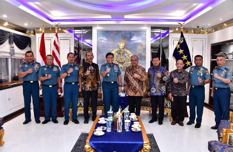 Bersama KONI Pusat, TNI AL Siap Sukseskan PON XXI Aceh-Sumut 2024 dan Tingkatkan Kualitas Pembinaan Olahraga Air