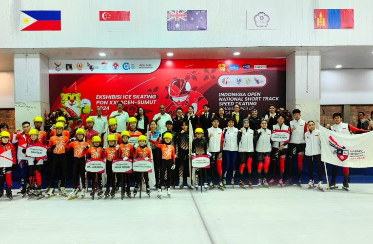 Ketum KONI Pusat Resmi Membuka Road to PON XXI sekaligus Ekshibisi Ice Skating di Jakarta Garden City