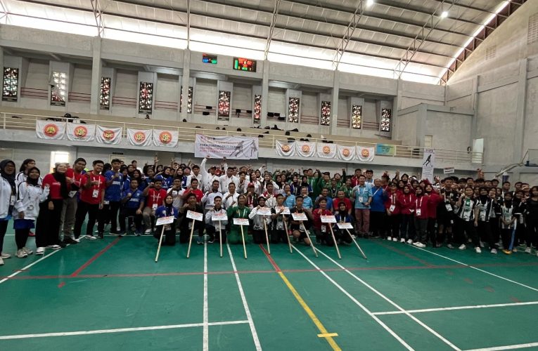 Pembukaan Ekshibisi Floorball PON XXI Aceh-Sumut 2024 di GOR Binjai