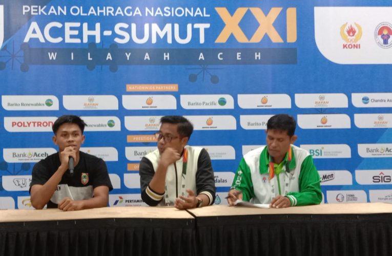 Pemain dan Pelatih Puji Kinerja Wasit dalam Semifinal Sepak Bola PON XXI Aceh-Sumut 2024