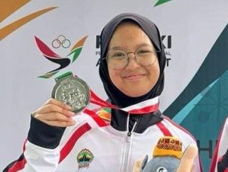 Atlet Menembak Jawa Tengah pada PON XXI, Athary Zahraa Raih Medali Emas dan Pecahkan Rekor PON