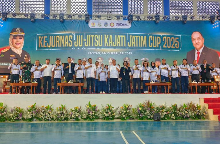 Ketum KONI Pusat Berharap Dukungan Kejaksaan Semakin Meningkat Pasca Kejurnas Ju Jitsu Kajati Jawa Timur Cup 2025