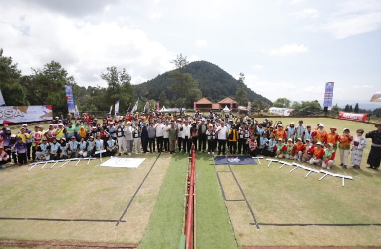 Ketum KONI Pusat Membuka secara Resmi 3rd International Gateball Gymboree Sari Ater Open Tournament 2025