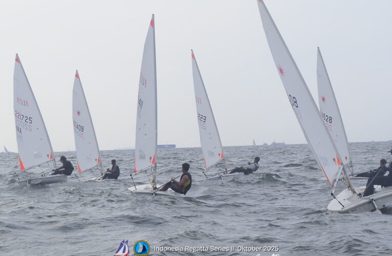 Semangat Bahari Membara: 55 Peserta Berlaga di Indonesia Regatta Series II 2025