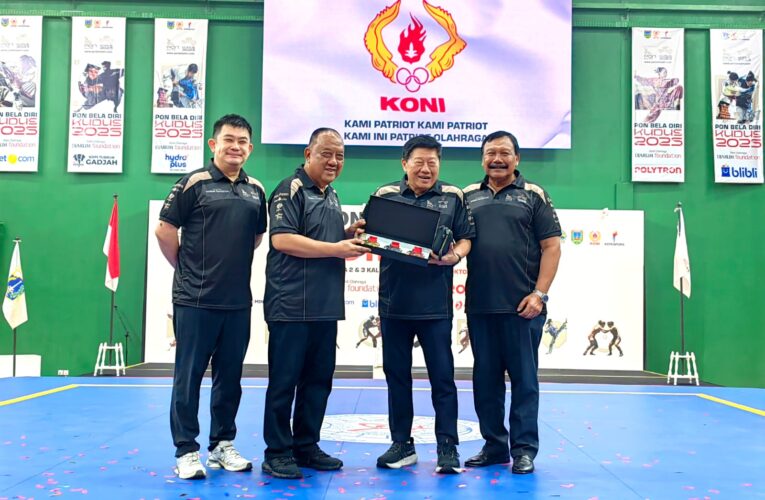 Ketum KONI Pusat Resmi Menutup PON Bela Diri 2025 Kudus