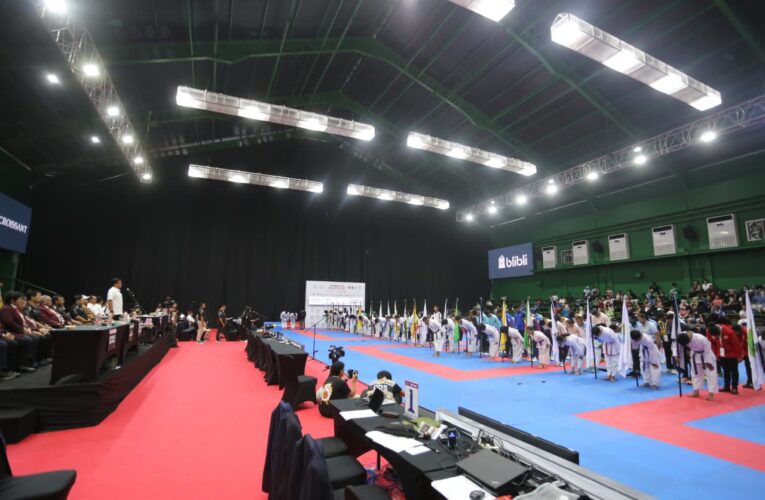 Ketum PB. FORKI Resmi Membuka Pertandingan Karate pada PON Beladiri Kudus 2025