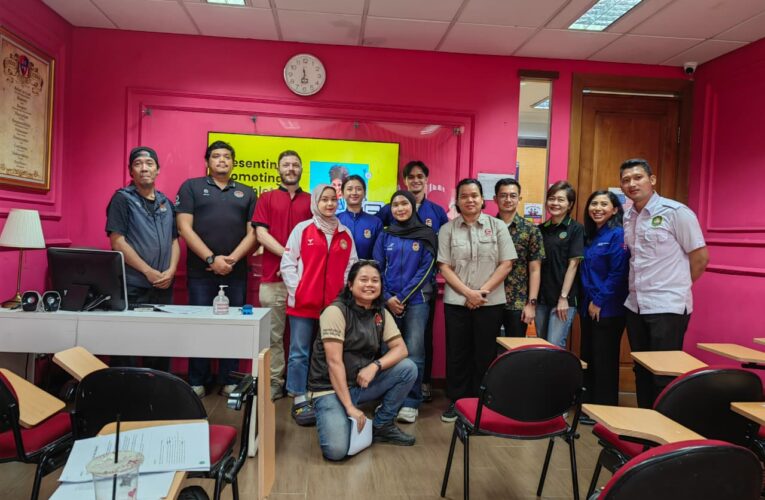 Pelatih dan Juri Cabor Ikuti Pelatihan Bahasa Inggris di LSPR