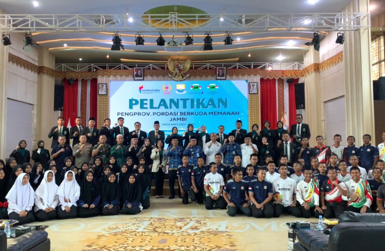 Pengprov Pordasi Berkuda Memanah Lahir di Jambi, Triwatty Marciano Resmi Melantik Pengprov Pordasi Berkuda Memanah