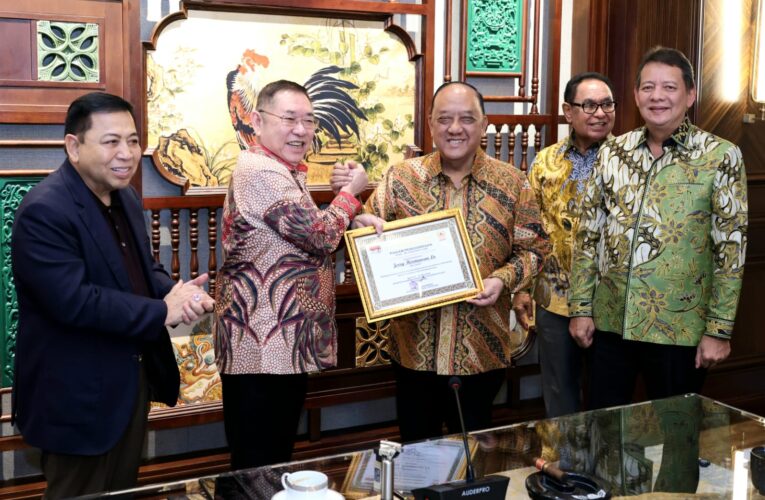 Tokoh Peduli Olahraga KONI 2026: Jerry Hermawan Lo